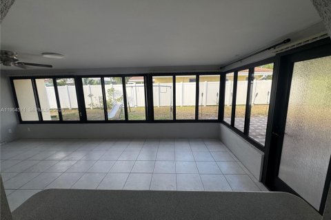 House in Deerfield Beach, Florida 2 bedrooms, 164.72 sq.m. № 2009339 - photo 20