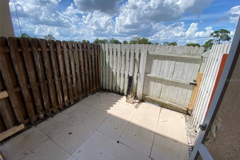 Condo in Orlando, Florida, 3 bedrooms  № 1894676 - photo 17