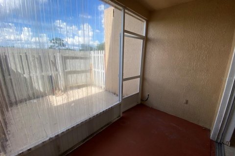 Condo in Orlando, Florida, 3 bedrooms  № 1894676 - photo 16