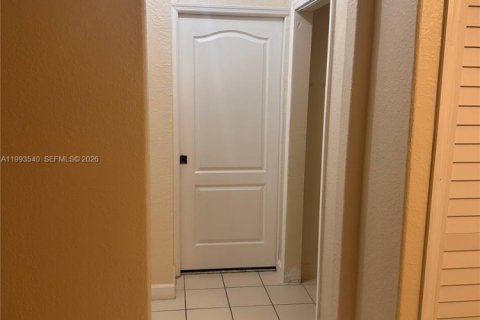 Condo in Homestead, Florida, 2 bedrooms  № 2063051 - photo 2