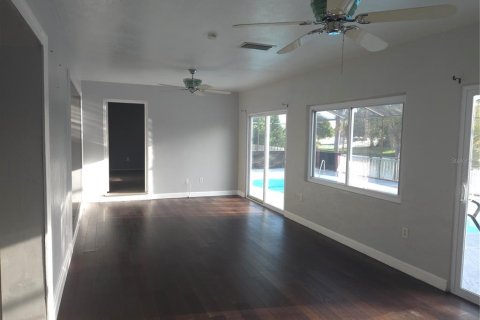Villa ou maison à vendre à Clearwater, Floride: 4 chambres, 166.11 m2 № 2142583 - photo 10