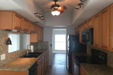 Villa ou maison à vendre à Clearwater, Floride: 4 chambres, 166.11 m2 № 2142583 - photo 4