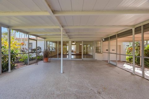 House in Miami Shores, Florida 3 bedrooms, 177.35 sq.m. № 2030514 - photo 4