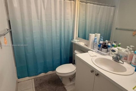 Copropriété à louer à Tamarac, Floride: 2 chambres, 91.14 m2 № 1942641 - photo 8