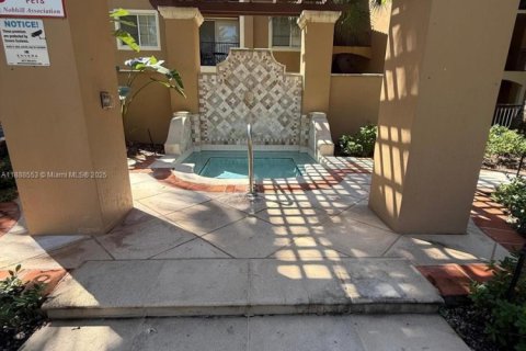 Copropriété à louer à Tamarac, Floride: 2 chambres, 91.14 m2 № 1942641 - photo 5