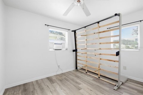 Immobilier commercial à vendre à Clearwater, Floride: 3 chambres, 120.4 m2 № 2387746 - photo 7