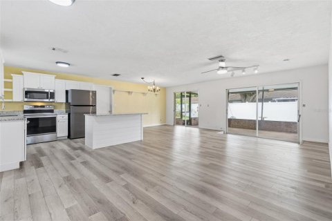 Купить виллу или дом в Саут-Дайтона, Флорида 3 комнаты, 121.79м2, № 2258472 - фото 18