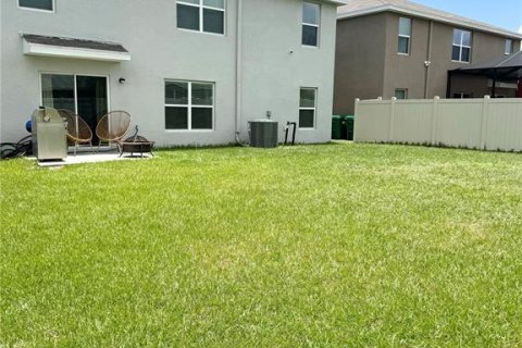House in Wildwood, Florida 5 bedrooms, 242.01 sq.m. № 1914614 - photo 22