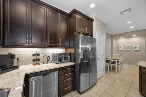 Touwnhouse à vendre à Wesley Chapel, Floride: 3 chambres, 141.68 m2 № 2237344 - photo 10