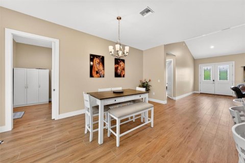Villa ou maison à louer à Ocala, Floride: 4 chambres, 211.82 m2 № 2213589 - photo 16