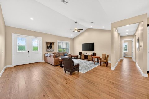 Villa ou maison à louer à Ocala, Floride: 4 chambres, 211.82 m2 № 2213589 - photo 12
