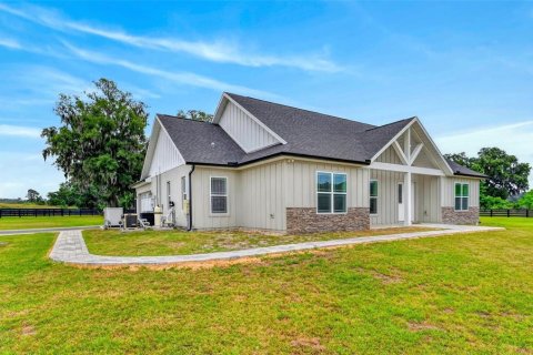 Villa ou maison à louer à Ocala, Floride: 4 chambres, 211.82 m2 № 2213589 - photo 7
