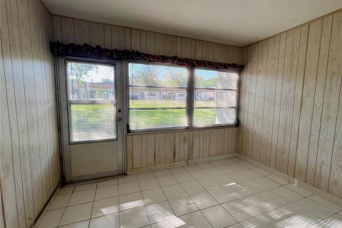 Casa en venta en Clearwater, Florida, 2 dormitorios, 82.31 m2 № 1214584 - foto 8