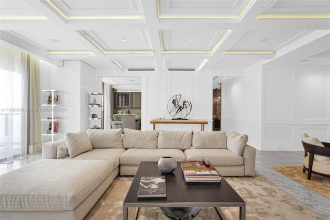 Condo in Bal Harbour, Florida, 3 bedrooms  № 2021733