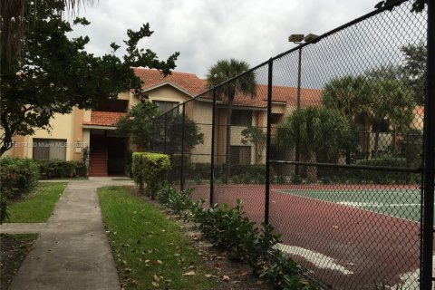 Condo in Coral Springs, Florida, 2 bedrooms  № 1959044 - photo 23