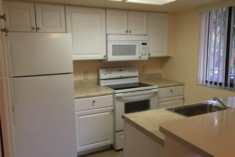 Condo in Coral Springs, Florida, 2 bedrooms  № 1959044 - photo 5