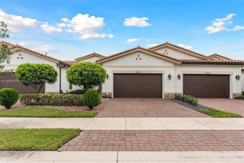 Casa en venta en Parkland, Florida, 3 dormitorios, 160.16 m2 № 1947941 - foto 1