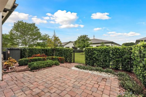 Casa en venta en Parkland, Florida, 3 dormitorios, 160.16 m2 № 1947941 - foto 2