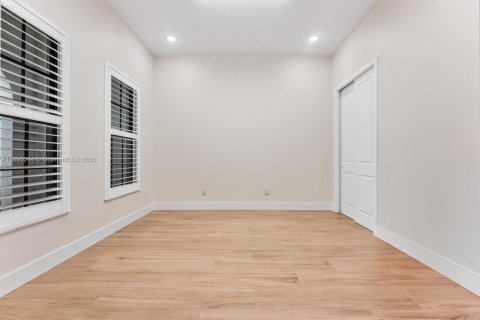 Casa en venta en Parkland, Florida, 3 dormitorios, 160.16 m2 № 1947941 - foto 21