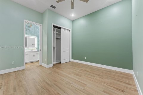 Casa en venta en Parkland, Florida, 3 dormitorios, 160.16 m2 № 1947941 - foto 17