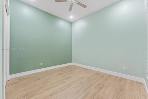Casa en venta en Parkland, Florida, 3 dormitorios, 160.16 m2 № 1947941 - foto 18