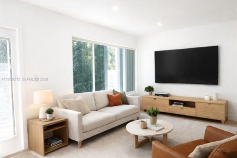 House in Cutler Bay, Florida 5 bedrooms, 172.05 sq.m. № 2010399 - photo 4