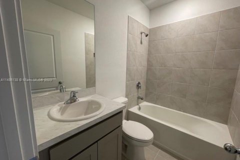 Touwnhouse à vendre à Florida City, Floride: 3 chambres № 1955997 - photo 19