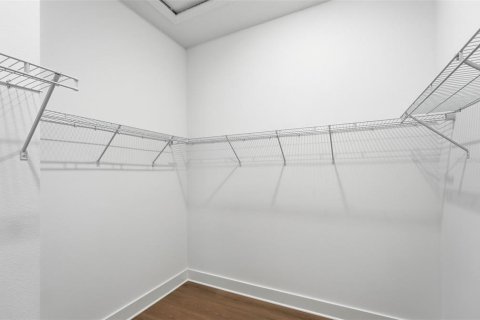 Villa ou maison à vendre à Apopka, Floride: 4 chambres, 312.99 m2 № 2401077 - photo 24