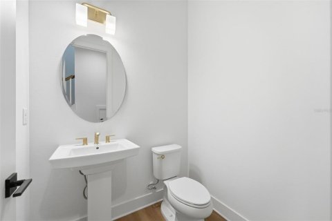 Villa ou maison à vendre à Apopka, Floride: 4 chambres, 312.99 m2 № 2401077 - photo 25