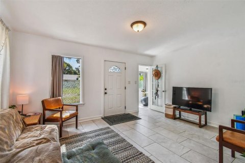Villa ou maison à vendre à Saint Petersburg, Floride: 4 chambres, 112.5 m2 № 1918481 - photo 4