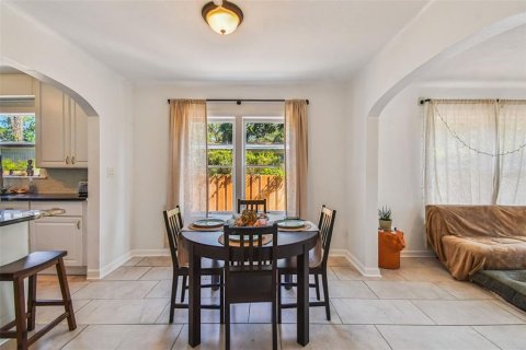 Villa ou maison à vendre à Saint Petersburg, Floride: 4 chambres, 112.5 m2 № 1918481 - photo 15