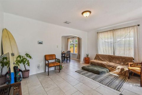 Villa ou maison à vendre à Saint Petersburg, Floride: 4 chambres, 112.5 m2 № 1918481 - photo 8