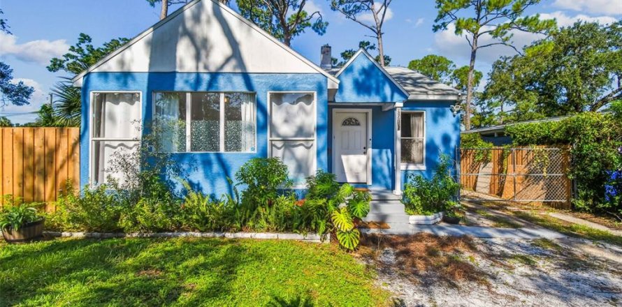 Villa ou maison à Saint Petersburg, Floride 4 chambres, 112.5 m2 № 1918481