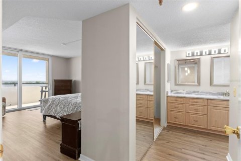 Купить кондоминиум в Гудзон, Флорида 7 комнат, 114.83м2, № 2211333 - фото 12
