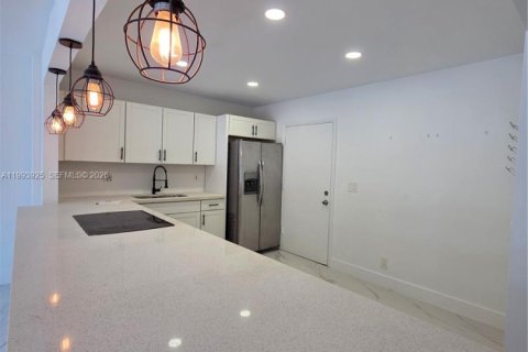 Copropriété à vendre à Lauderhill, Floride: 1 chambre, 86.21 m2 № 2154473 - photo 9