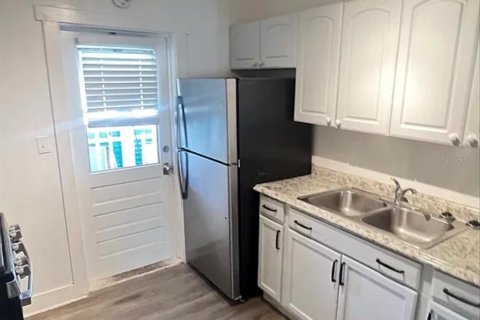 Immobilier commercial à vendre à Daytona Beach, Floride: 7 chambres, 235.23 m2 № 2425940 - photo 24