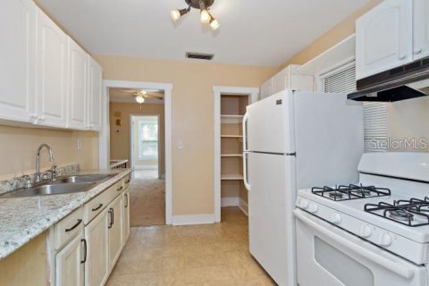 Immobilier commercial à vendre à Daytona Beach, Floride: 7 chambres, 235.23 m2 № 2425940 - photo 9