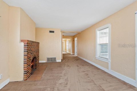 Immobilier commercial à vendre à Daytona Beach, Floride: 7 chambres, 235.23 m2 № 2425940 - photo 8