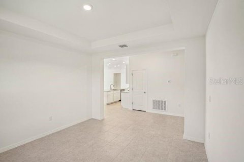 Casa en venta en Palm Coast, Florida, 4 dormitorios, 212.37 m2 № 2359437 - foto 8