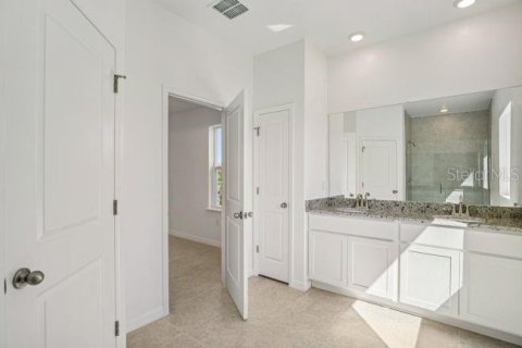 Casa en venta en Palm Coast, Florida, 4 dormitorios, 212.37 m2 № 2359437 - foto 16