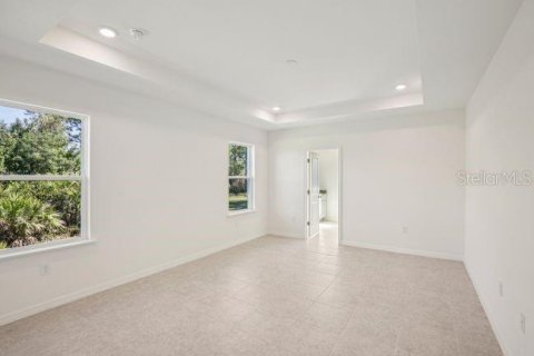 Casa en venta en Palm Coast, Florida, 4 dormitorios, 212.37 m2 № 2359437 - foto 13