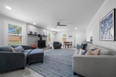 Propiedad comercial en venta en Crystal River, Florida, 466.74 m2 № 2127007 - foto 12