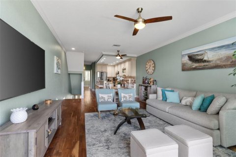 Touwnhouse à vendre à Oldsmar, Floride: 3 chambres, 170.38 m2 № 1717053 - photo 11