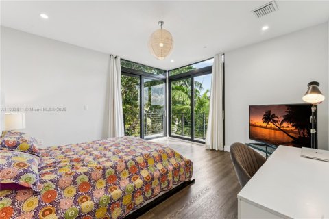 Купить таунхаус в Форт-Лодердейл, Флорида 3 спальни, 183.57м2, № 1955042 - фото 9