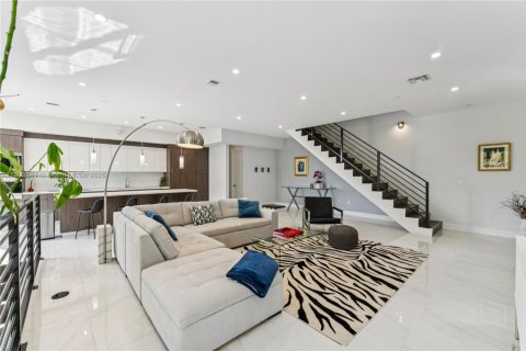 Купить таунхаус в Форт-Лодердейл, Флорида 3 спальни, 183.57м2, № 1955042 - фото 5