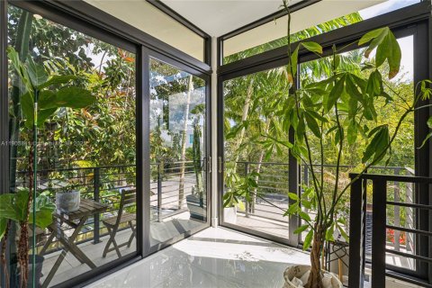 Купить таунхаус в Форт-Лодердейл, Флорида 3 спальни, 183.57м2, № 1955042 - фото 7