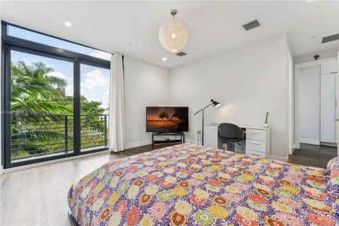 Купить таунхаус в Форт-Лодердейл, Флорида 3 спальни, 183.57м2, № 1955042 - фото 10