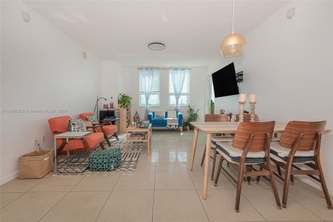 Condominio en venta en Fort Lauderdale, Florida, 2 dormitorios, 101.54 m2 № 2054643 - foto 8