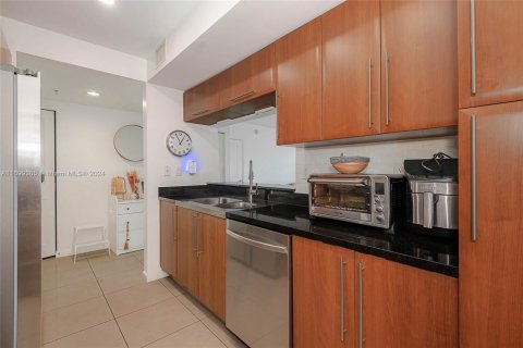 Condominio en venta en Fort Lauderdale, Florida, 2 dormitorios, 101.54 m2 № 2054643 - foto 3