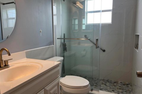 Condo in Delray Beach, Florida, 2 bedrooms  № 2253243 - photo 13